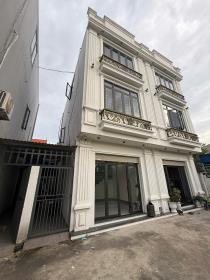 CHÀO BÁN CĂN NHÀ 3 TẦNG THIẾT KẾ HIỆN ĐẠI FULL NỘI THẤT